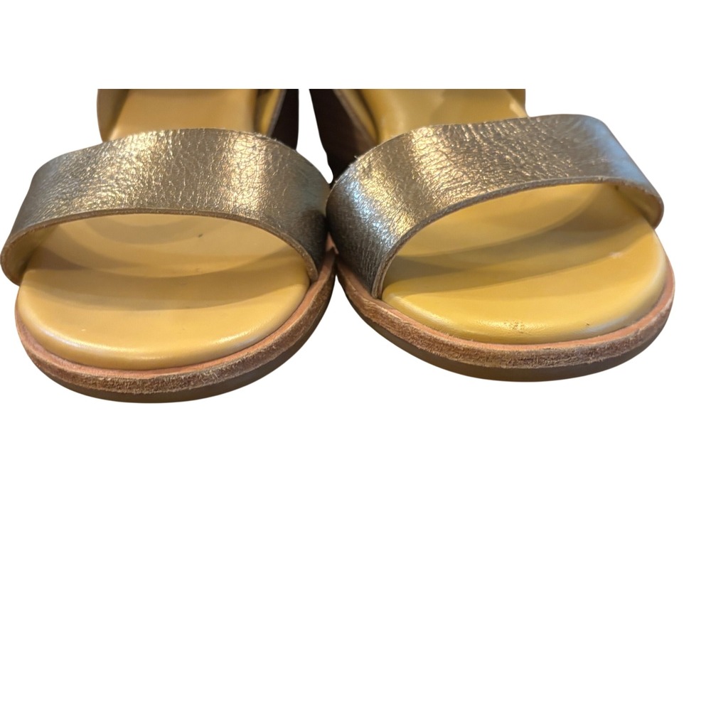Kork-Ease Women Bronze Metallic Leather Block Heel Slingback Sandals Size 7M - Picture 9 of 9